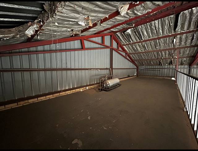 150M² WAREHOUSE TO LET IN WYNBERG